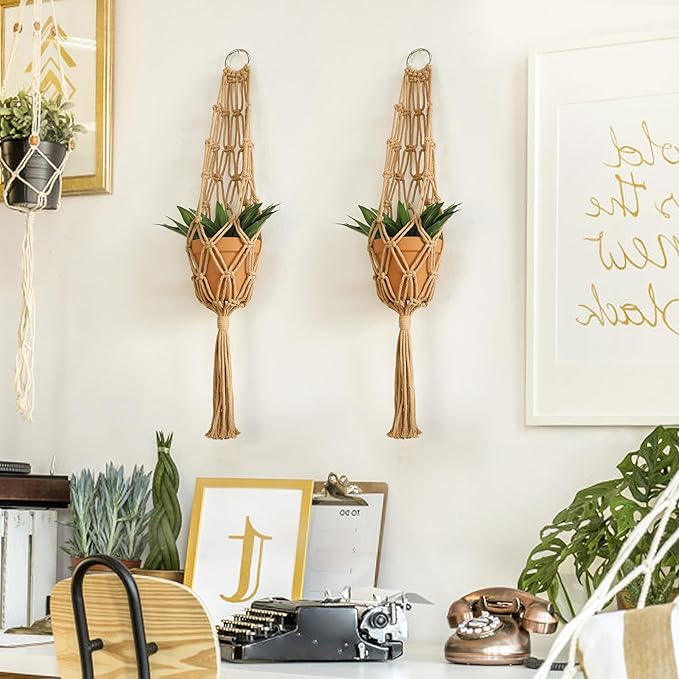 Artilady Hanging Planter for Indoor Plants Macrame Plant Hanger Large Hanging Plant Holder Brown Plants Basket White Rope Boho Original Wall Decor