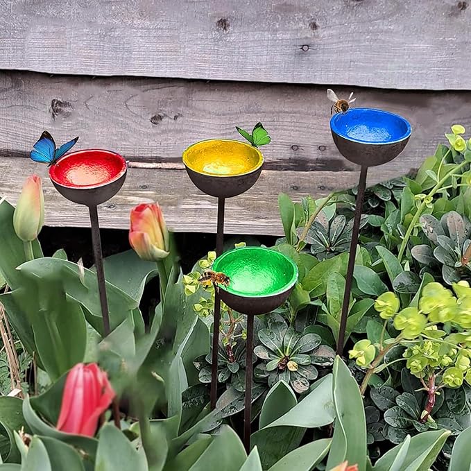 HLMOptimo 2 Packs/4 Packs Bee Watering Stations, Bee Cups for Garden, Bee Butterfly Water Station Bee Waterer, Metal Garden Stakes for Outdoor Garden Courtyard Decor (Yellow and Blue)