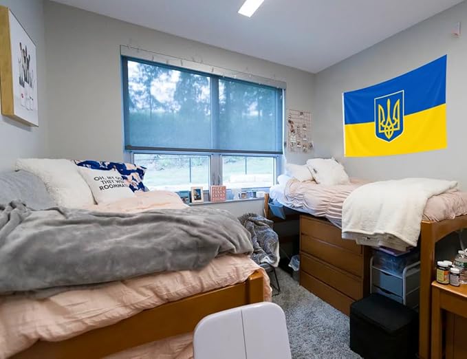 Ukraine Trident Flag 3x5FT Ukrainian Coat of Arms National Polyester Banner With 2 Grommets Fade Resistant Vivid Color For Patriotic Festival Events Party Decoration