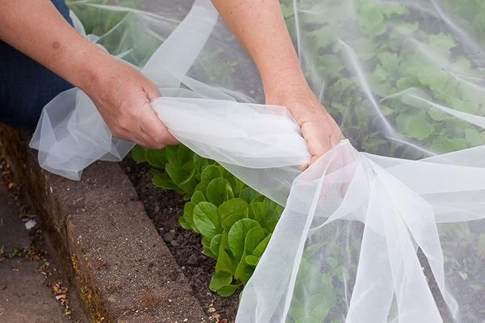 Agfabric Garden Netting 10'x15' Insect Pest Barrier Bird Netting for Garden Protection,Row Cover Mesh Netting for Vegetables Fruit Trees and Plants,White