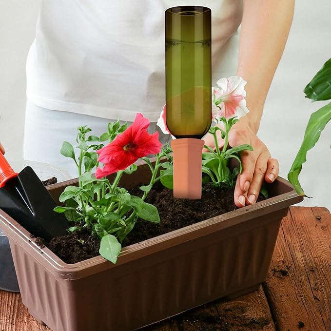 6 Sets Plant Watering Devices Include Terracotta Self Watering Spikes and 26 oz Plastic Bottles, Slow Release Vacation Insert Automatic Plant Waterer Device (Green and Terracotta)
