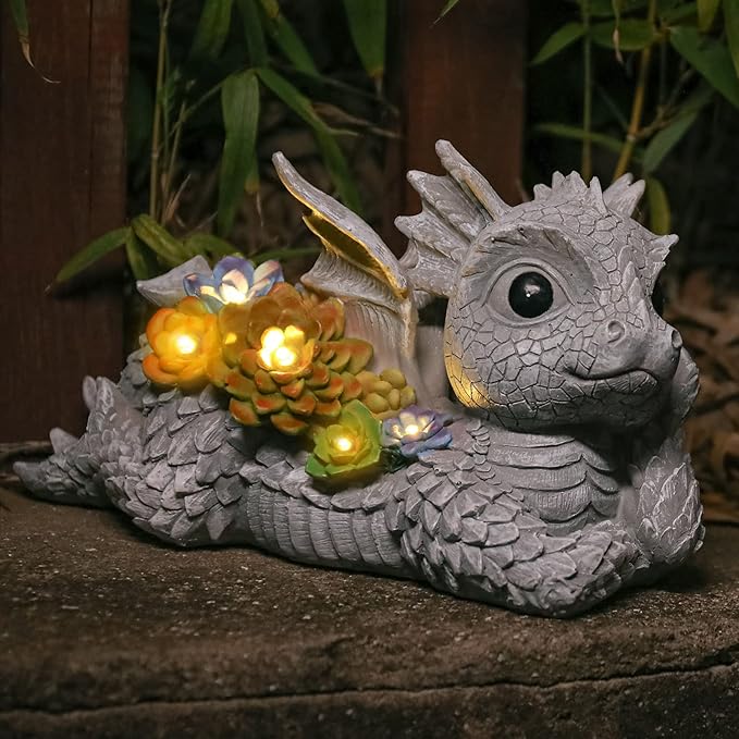 Garden Dragon Statue Outdoor Decor, Dragon Garden Sculpture Waterproof Solar LED Lights Resin Succulent Decorations for Outside Lawn Patio Patio Yard Ornament Gifts