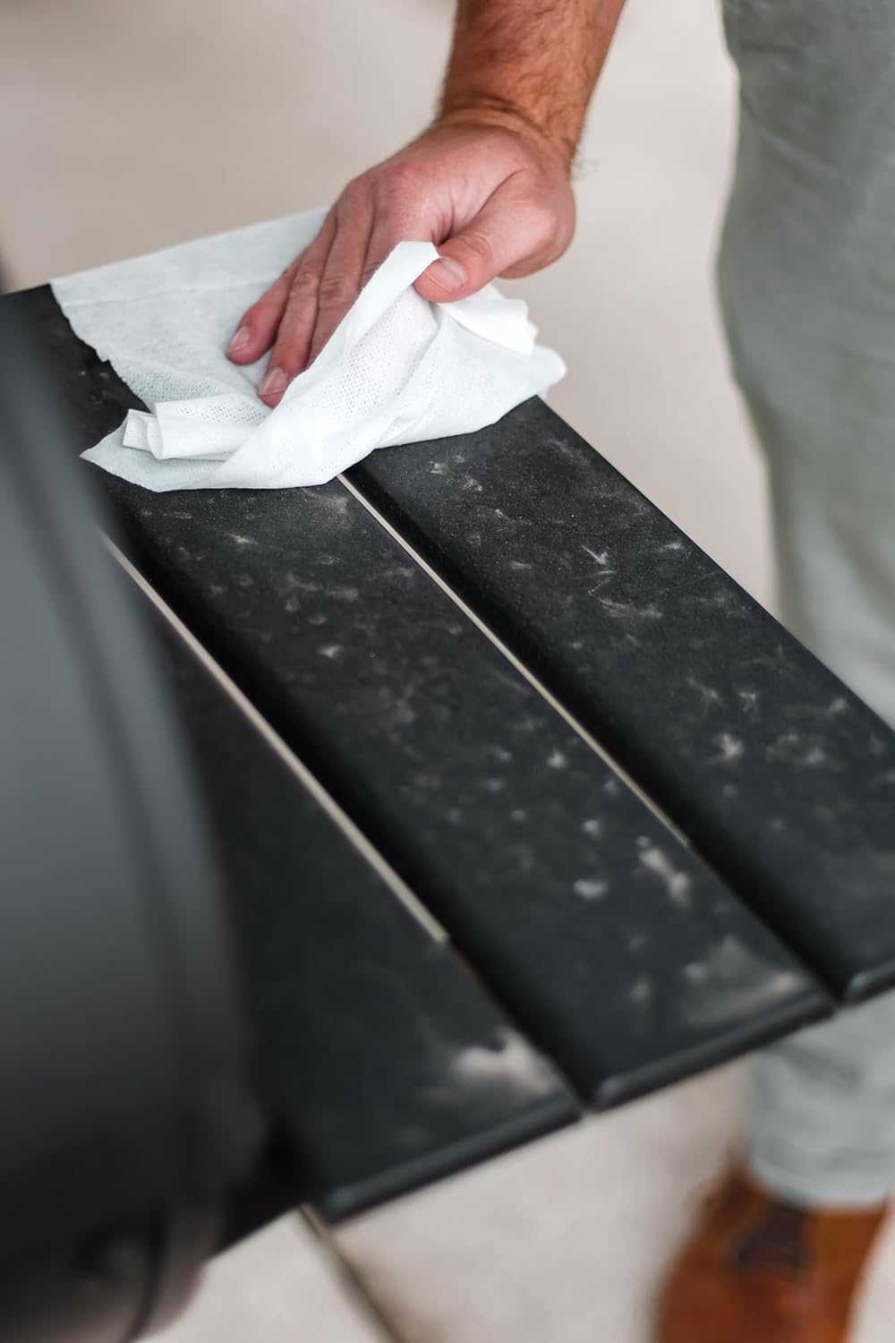 Crocodile Cloth Grill - 80 (15" x 10") Plant-based Cleaning Wipes. Safe on Skin & Multiple Surfaces. Infused with Aloe & Vitamin E. Large, Pre-Moistened & Absorbent.