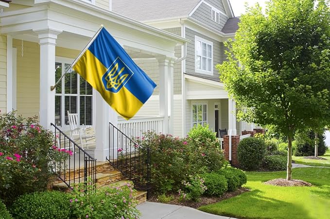 Ukraine Trident Flag 5x8FT Ukrainian Coat of Arms National Polyester Banner With 2 Grommets Fade Resistant Vivid Color For Patriotic Festival Events Party Decoration