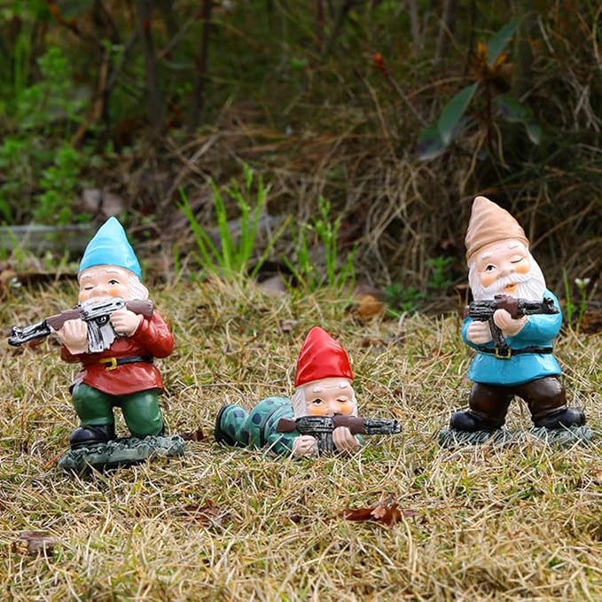 3Pcs Military Soldier Garden Gnomes with Guns AK47, Funny Army War Combat Defender Gnome Statue Figurines, Indoor Outdoor Patio Yard Lawn Desktop Ornament Decor,Valentine's Day Men Gift