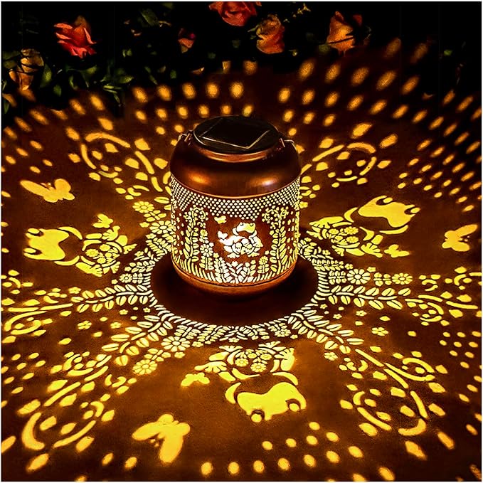 Frog Solar Lanterns Outdoor Waterproof Hanging Solar Lights Frog Gifts for Women Men Mom Metal Decorative LED Outdoor Lanterns for Patio, Lawn, Landscape, Garden Decor, Yard Decorations