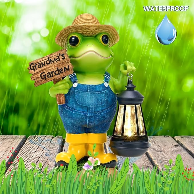 Frog Garden Statue with Solar Light, Gardener Frog Decoration with Solar Lantern Light for Home, Outdoor, Garden, Patio and Yard Decor, Best Gifts for Mom/Grandma, Grandma's Garden