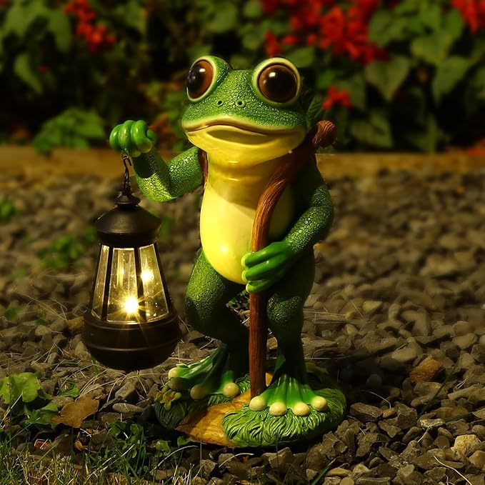 Garden Statue Frog Outdoor Decor, Solar Patio Resin Garden Decor for Outside Yard Decorations Gift for Women, Mom, Grandma