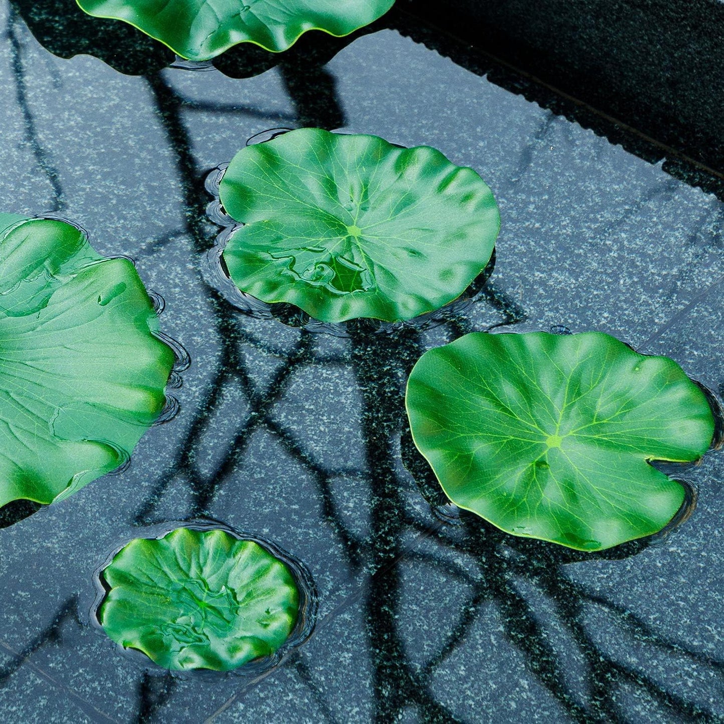 28 Pcs Realistic Lily Pads Leaves for Ponds, 4 Kinds Artificial Floating Foam Lotus Leaves, Water Lily Pads Foliage Pond Decor for Pond Pool Koi Fish Patio Aquarium