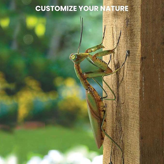 Bits and Pieces - Praying Mantis Tree Hanger - Yard Decorations - Whimsical Tree Sculpture - Outdoor Garden Peeker Tree Hugger Yard Art - 12"x 5"x 3½"