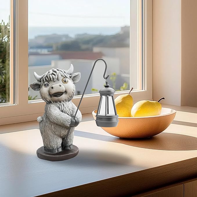 Highland Cow Statues with Solar Lights, Highland Cow Resin Figurine Lights, Highland Cow Ornaments for Patio, Balcony, Indoor Decoration and as Gifts