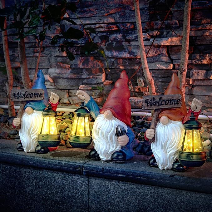 Garden Gnome Outdoor Decoration with Shovel Solar Gnomes Statue with Lantern LED Lights,Terrace Courtyard Lawn Patio Porch Decoration Christmas Housewarming Gift for Woman Mom