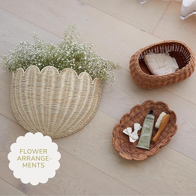 BEBE BASK Scalloped Wicker Wall Basket - The Original - Hand Woven Basket - Scalloped Décor Wall Hanging Baskets -16" x 10" x 7"In - Hanging Wall Basket (Natural)