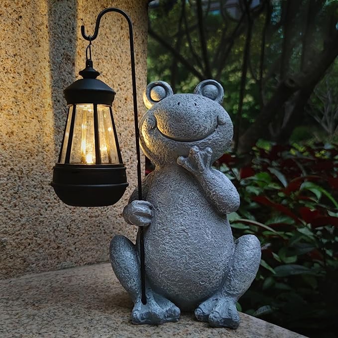 Frog Solar Garden Statues,Resin Frog Figurine Decorations with Solar Lights Lantern, Outdoor Frog Garden Decor Art for Lawn,Yard, Unique Housewarming Gift for Garden Home